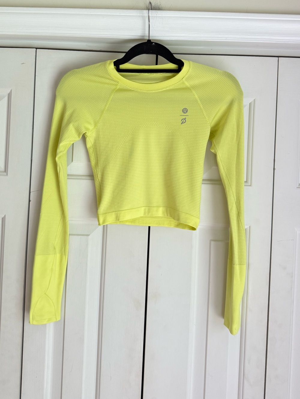 Lululemon x Peloton Women’s Swiftly Cropped Top in Electric Lemon Size 2